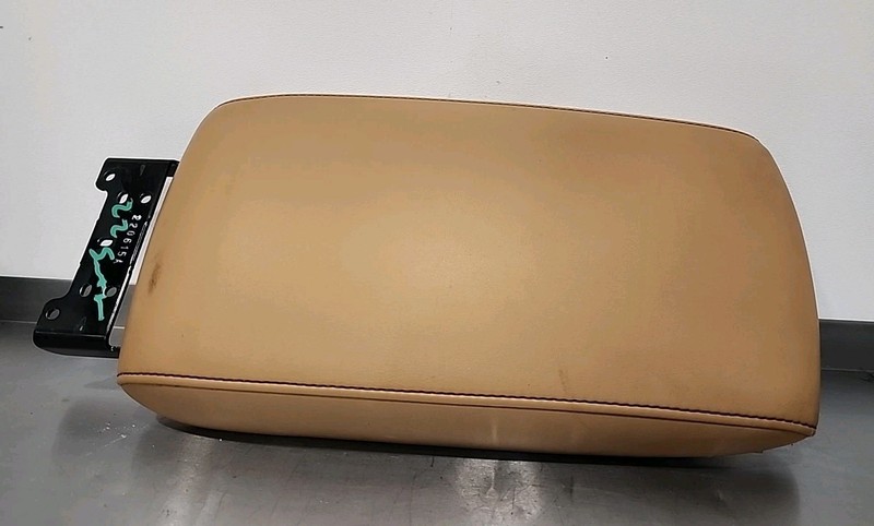 2020 Thru 2022 Nissan Sentra Armrest CENTER CONSOLE OEM Brown Leather