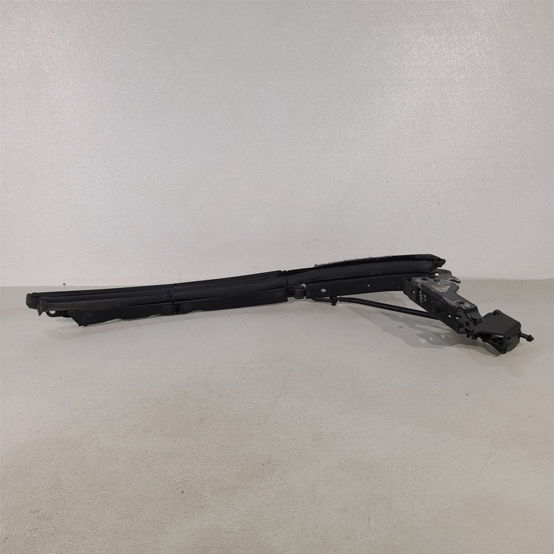99-04 Ford Mustang Driver Side Oem Convertible Top Frame Arm Mechanism Aa7386
