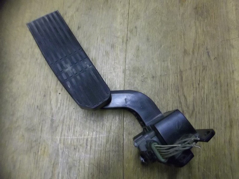Freightliner A01-32622-000 Williams Control Accelerator Pedal *FREE SHIPPING*