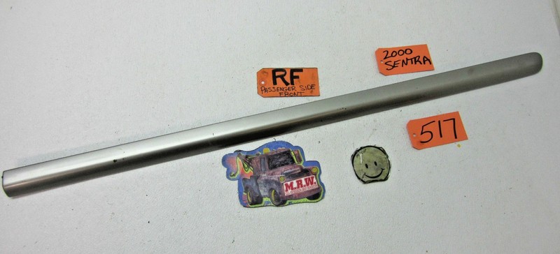 DOOR MOLDING PANEL PASSENGER FRONT OUTER TRIM SILVER CODE KV9 for 00-06 SENTRA