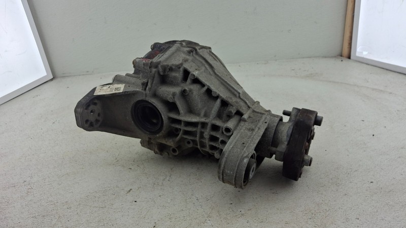 2017-2024 Alfa Romeo Giulia RWD Rear Differential Axle Carrier OEM