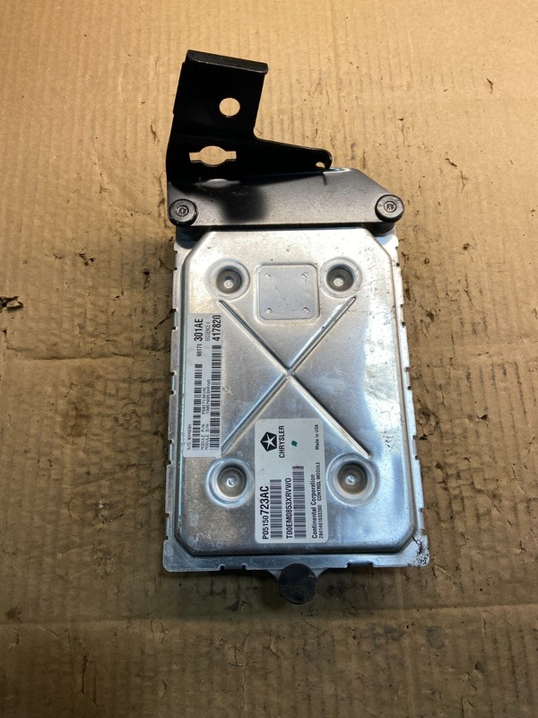 2013 Chrysler 300 Charger Engine Control Module ECM ECU y3705 DG