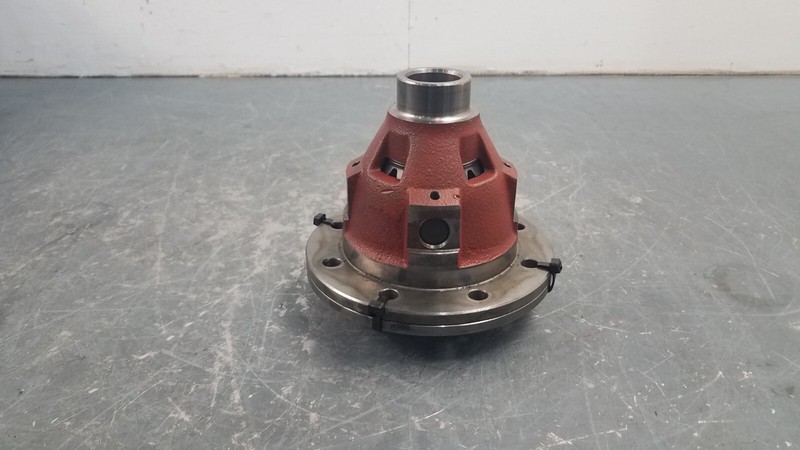 Lamborghini GallardoOEM Front Differential Carrier #7631 B5