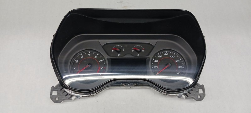 2017 CHEVROLET CAMARO Speedometer UMN UDD 84172785 47k miles OEM 17 18