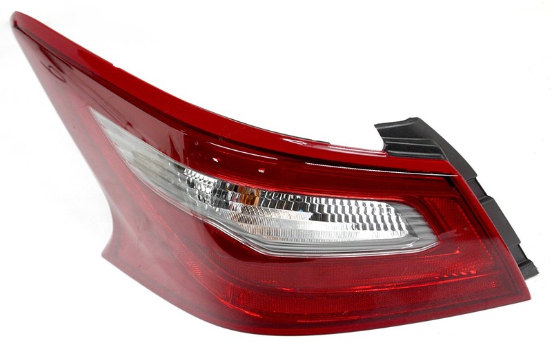 OEM Left Driver Side Halogen Tail Lamp For Nissan Altima Gray bezel 26550-9HU0A