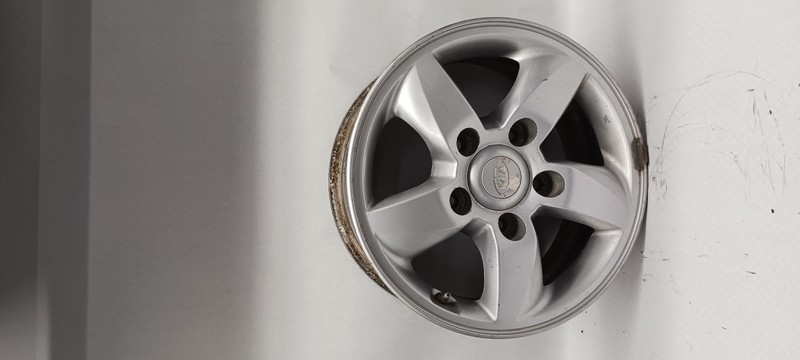 08-'09 KIA SORENTO Wheel 16x7 alloy 5 spoke OEM Grade B