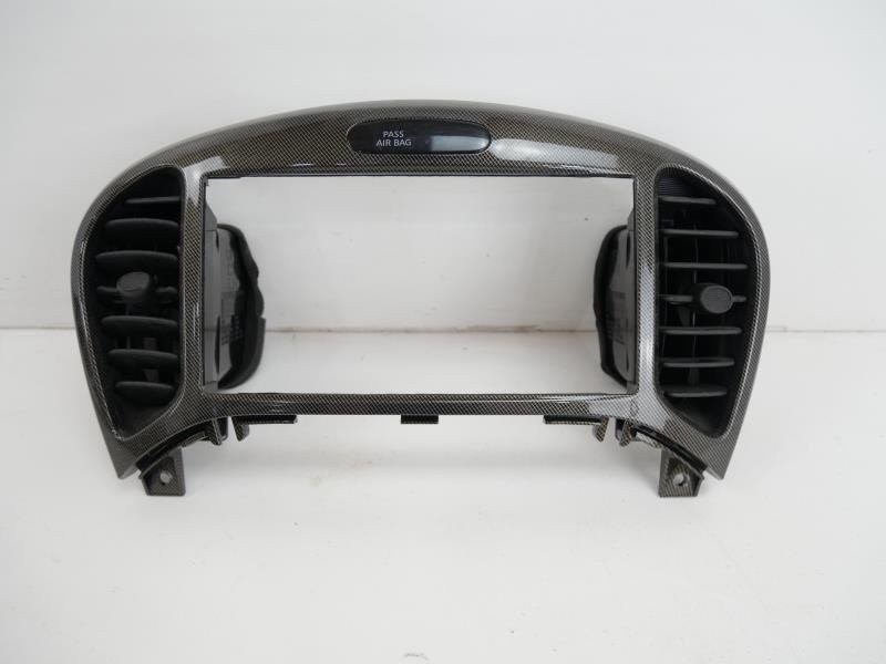 2014-2017 Nissan Juke Nismo RS Center Dash Vent Radio Trim Climate Bezel OEM