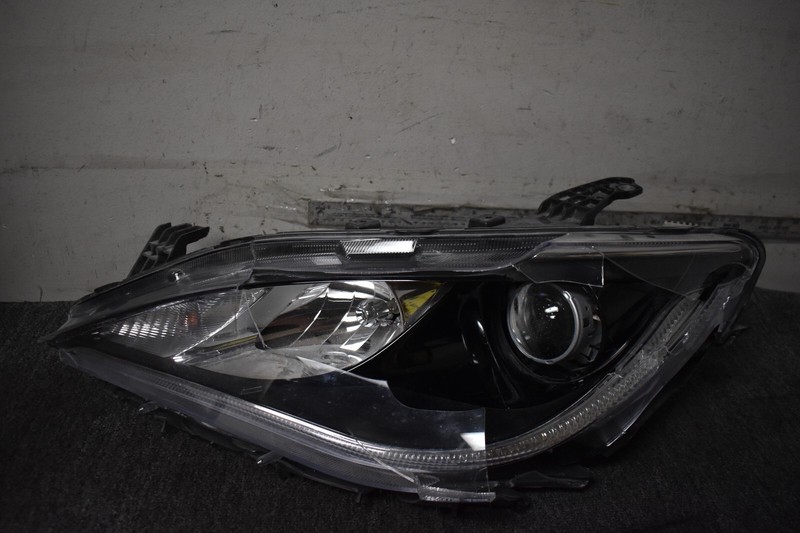 2017-2020 CHRYSLER PACIFICA HYBRID LIMITED HEADLIGHT LEFT SIDE FACTORY OEM