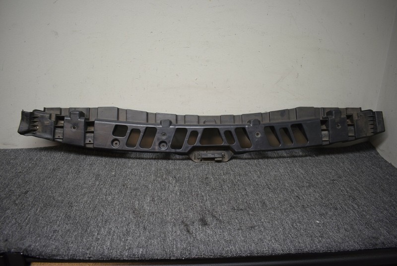 2006-2013 RANGE ROVER SPORT REAR BUMPER CENTER BRACKET FACTORY OEM