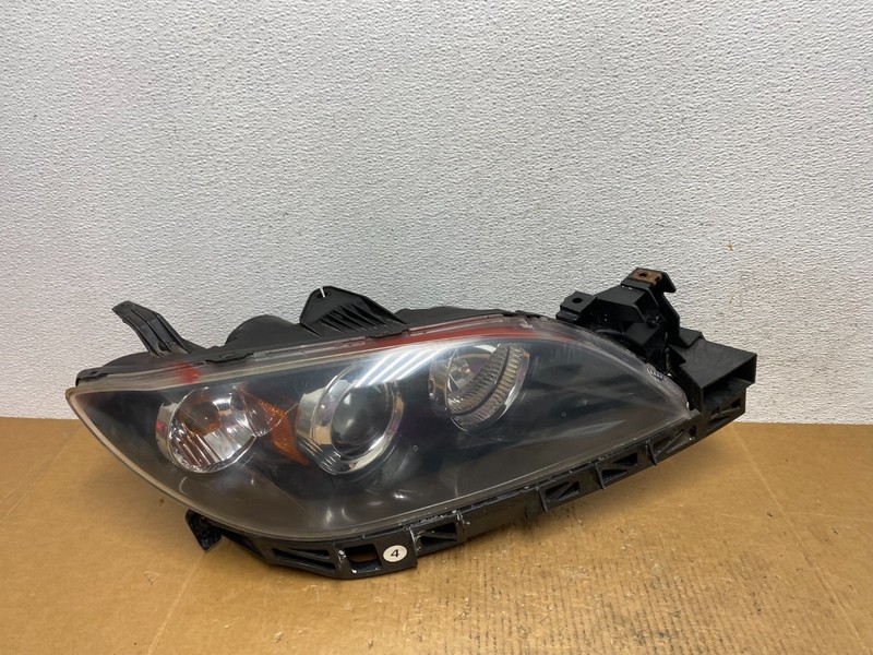 XENON 2004 to 2009 Mazda 3 Sedan Right Passenger Rh Side Headlight OEM AE0637 DW