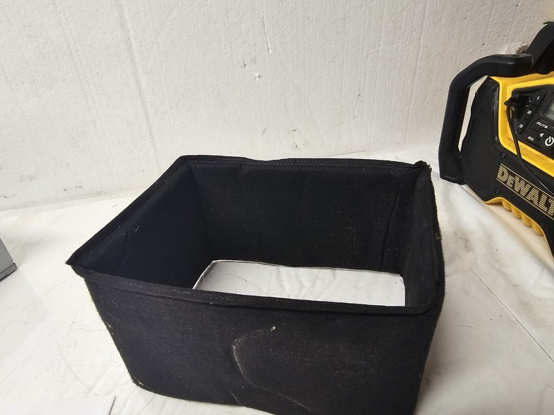 Chevy City Express Nissan Nv200 BATTERY TRAY BOX INSULATOR COVER PAD OEM 2017 π