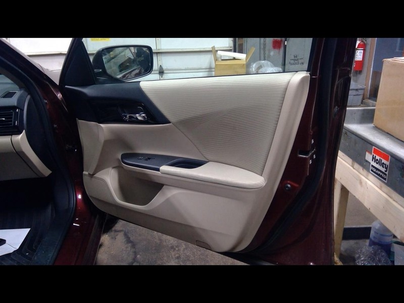 2016 ACCORD Passenger Right Front Door Trim Panel 1570830