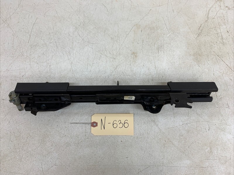 ⚡️17-22 Tesla Model 3 M3 Front Passenger Side Seat Rail Track Section RH 636 U21