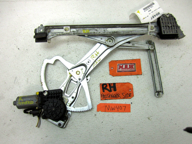 WINDOW MOTOR REGULATOR DOOR GLASS POWER LIFT PASSENGER SIDE R fits 99-02 COUGAR