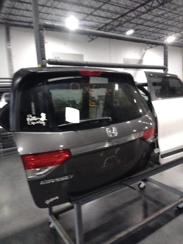 Used Deck Lid fits: 2015 Honda Odyssey EX-L leather w/o navigation Grade A