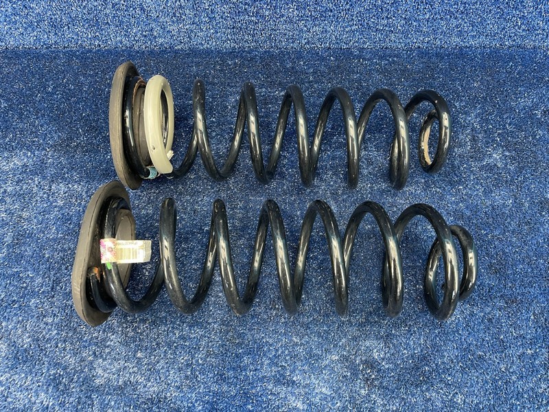 2019-2024 RAM 1500 Classic OEM REAR SUSPENSION COIL SPRING SET LEFT & RIGHT