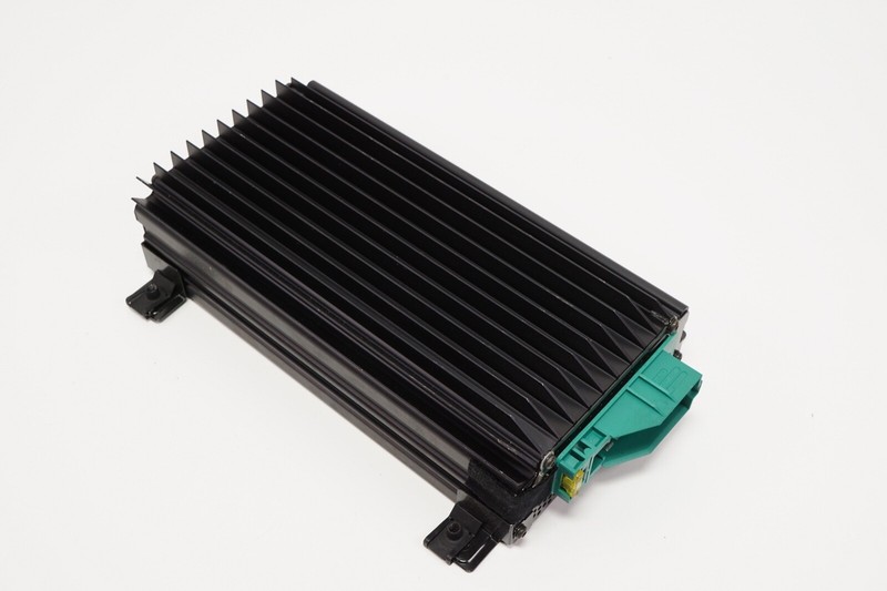 MERCEDES W208 Convertible CLK320 CLK430 Amplifier BOSE Amp OEM 1999 - 2003 *