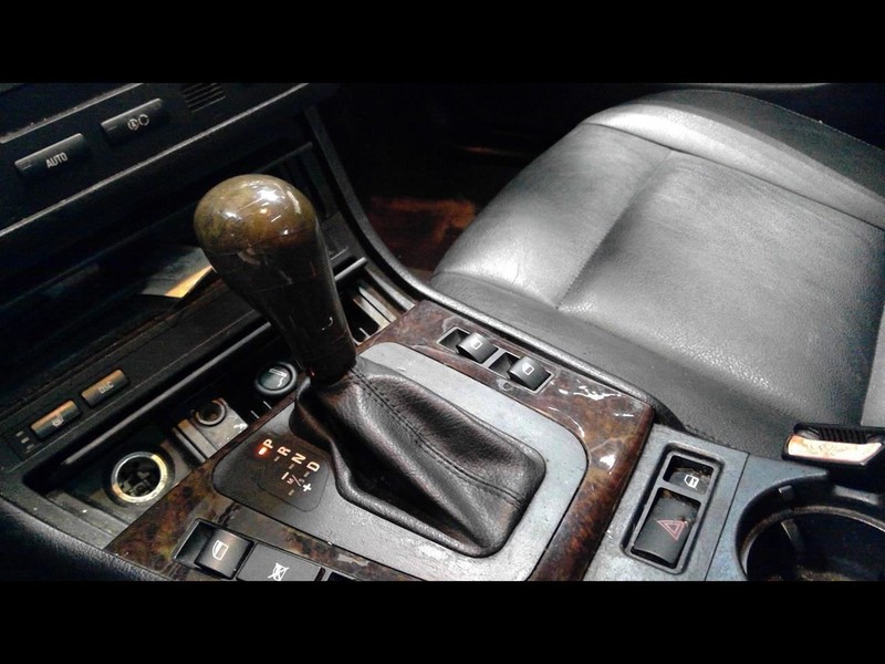 325I 2005 Automatic Transmission Shifter 1550333