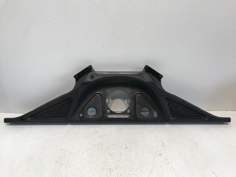 97-03 Jaguar XK8 X100 Rear Subframe Differential Mounting Bracket OEM 822253