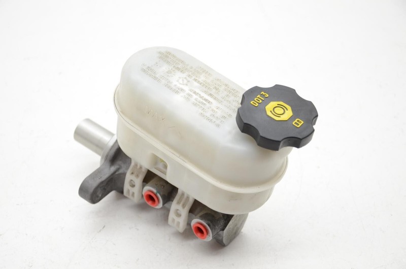 12-16 Tesla Model S Master Cylinder