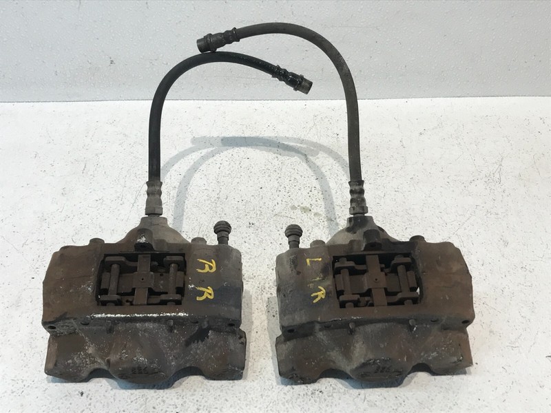 96-98 MERCEDES R129 SL320 SET OF 2 REAR LEFT & RIGHT BRAKE CALIPER OEM