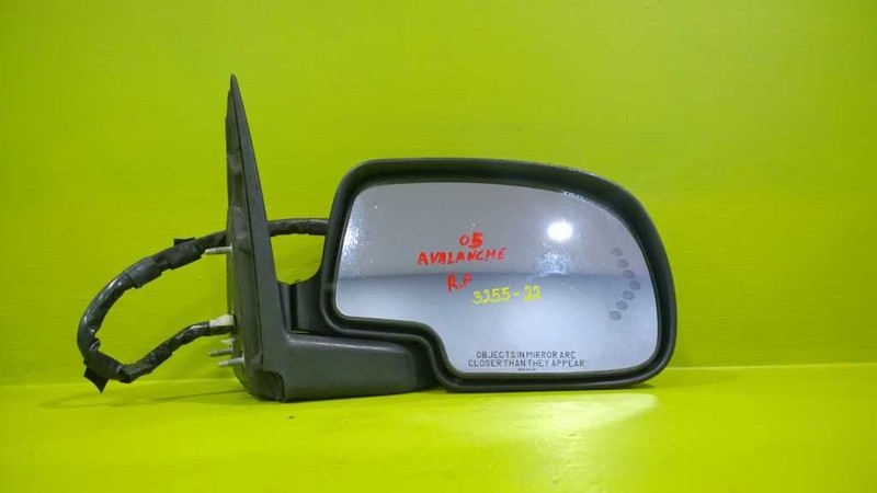 03 04 05 06 AVALANCHE TAHOE SIERRA PASSENGER SIDE VIEW MIRROR W/SIGNAL 3255-22