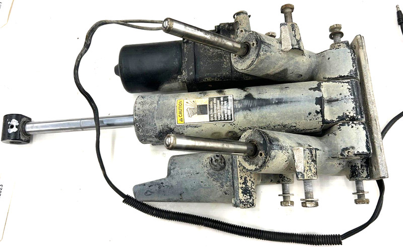 MERCURY OPTIMAX 135 150 175HP DFI POWER TRIM ASSY 826729T2