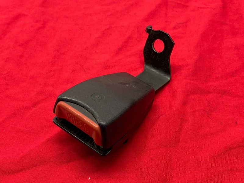 91-99 BMW E36 3 Series M3 Rear Right Side Seat Belt Tensioner Buckle Latch OEM ✅