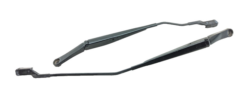 14-17 FIAT 500L REAR WIPER ARM PAIR