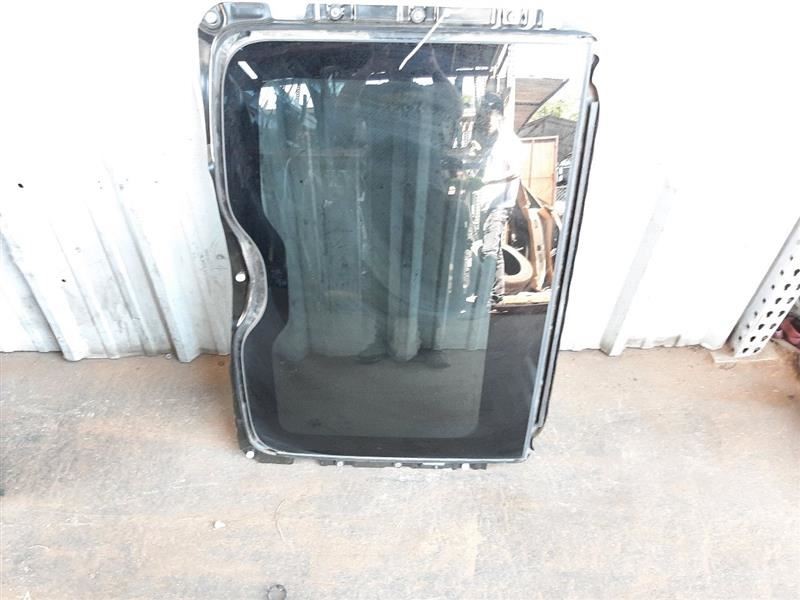 Rear Sun Roof Glass Window Illuminated 54107373641 BMW G11 740i 750i 2016-2019