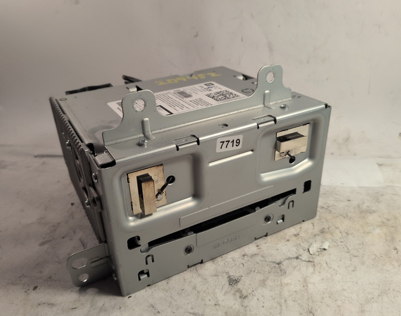 2014-2014 Chevrolet Cruze Am Fm Cd Player Radio Receiver OEM