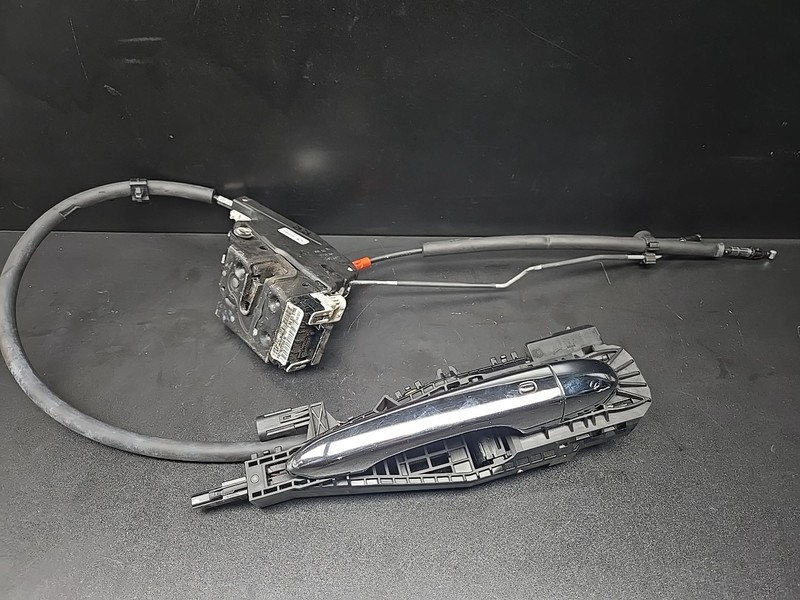 2014-2019 MASERATI GHIBLI S RIGHT PASSENGER REAR EXTERIOR DOOR HANDLE OEM