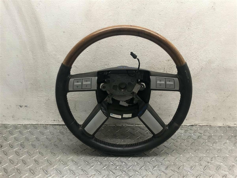 2006 CHRYSLER 300 WOODGRAIN MODEL C W/ RADIO CONTROLS OEM