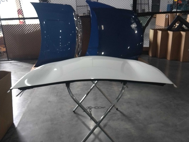 2018 INFINITI QX30 OEM White Hood Panel FEA005DAMB 4DR SUV Used