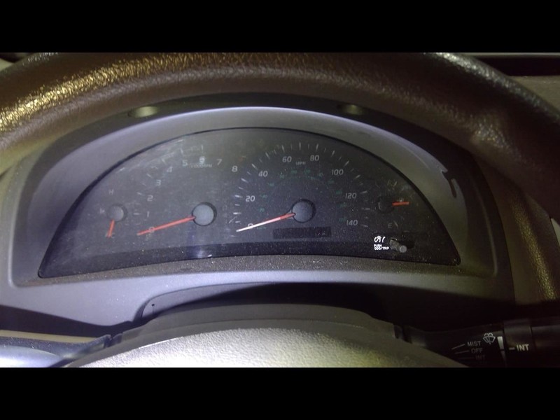 Speedometer Cluster MPH VIN E 5th Digit 4 Cylinder Le Fits 07-09 CAMRY 1697139
