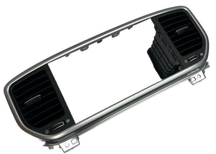 Kia Sportage radio am fm 20 22 trim bezel & ac vents OEM 97420D9AA0 97410D9AA0