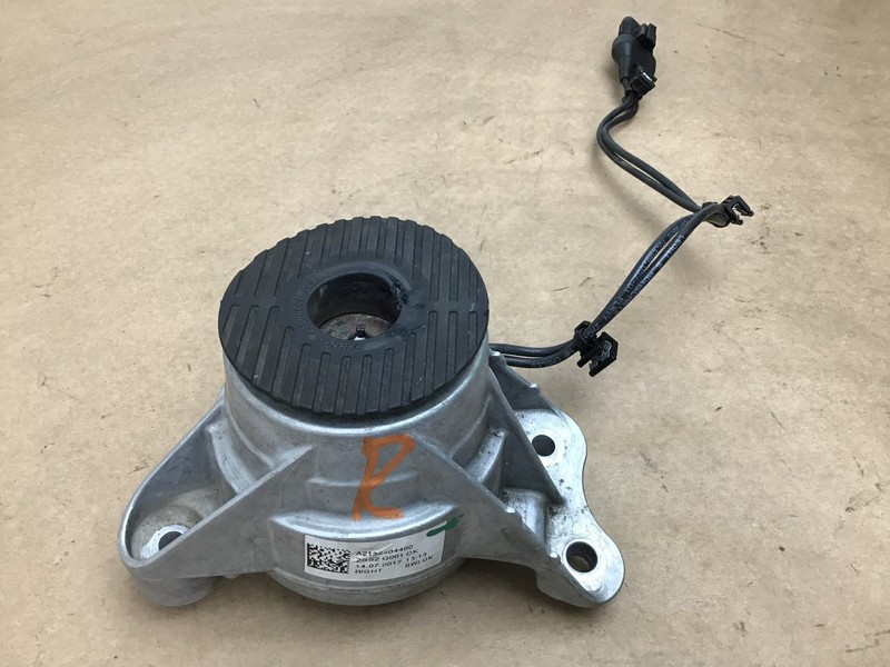 Mercedes E63 S W213 2018 4.0L Right Passenger Engine Mount Support 18-20 :O