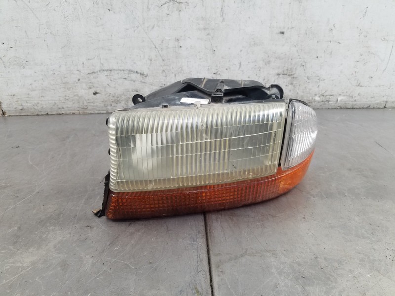 1999 Dodge Dakota R/T Xcab Left Head Light Assembly #9482 S7