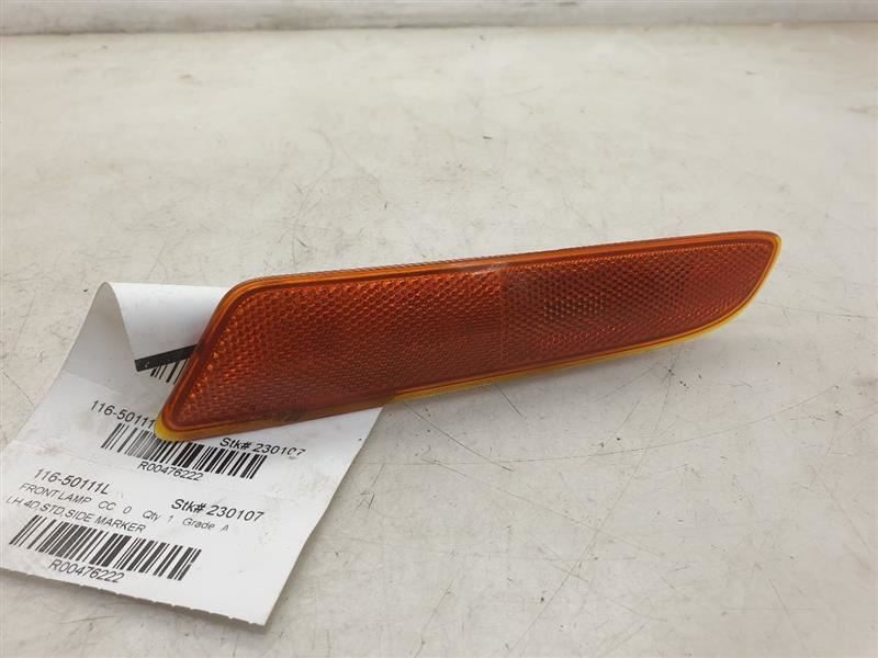04-06 LEXUS ES330 DRIVER SIDE FRONT CORNER REFLECTOR/TURN SIGNAL LIGHT ASSEMBLY