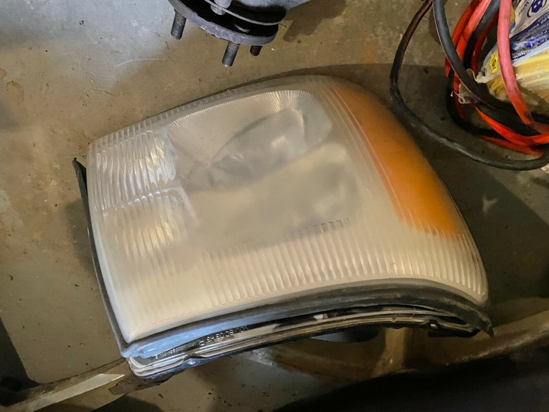 03-06 CADILLAC ESCALADE OEM RH PASSENGER SIDE HEADLIGHT HEAD LAMP ASSEMBLY
