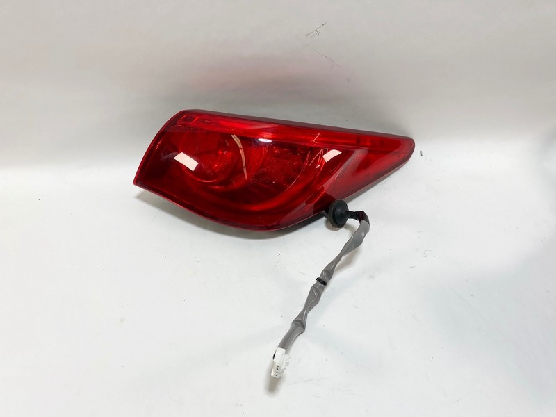 15-18 INFINITI Q50 REAR RIGHT RH SIDE OUTER COMBINATION TAILLIGHT LIGHT LAMP OEM