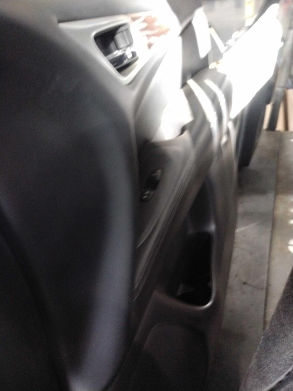 2016 Nissan Pathfinder Right Front Door Black 272858 Used 130K Miles