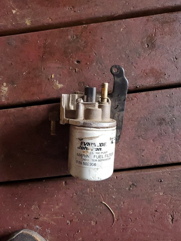 1998 JOHNSON EVINRUDE 225HP FUEL FILTER HOUSING ASSEMBLY