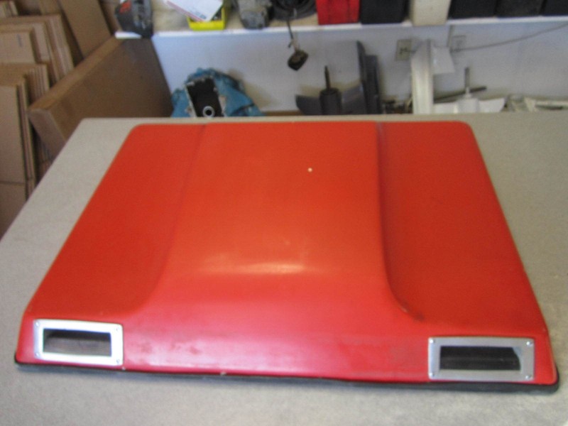 Vintage 1966 Johnson Caprice Red Stern Engine Cover