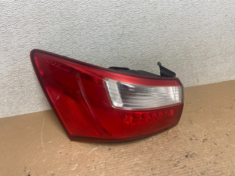 2012 to 2017Kia Rio Sedan Left Driver LH Side LED Tail Light OEM r1085 DG