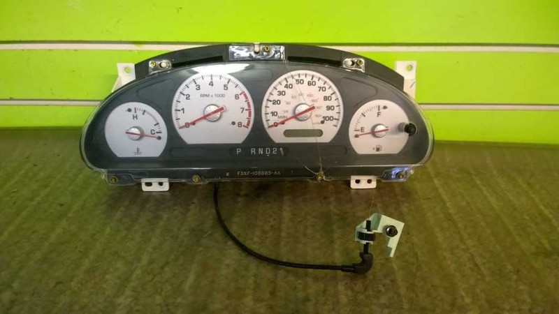 01 MERCURY VILLAGER SPORT 3.3 AT SPEEDOMETER CLUSTER 215K 1612-1