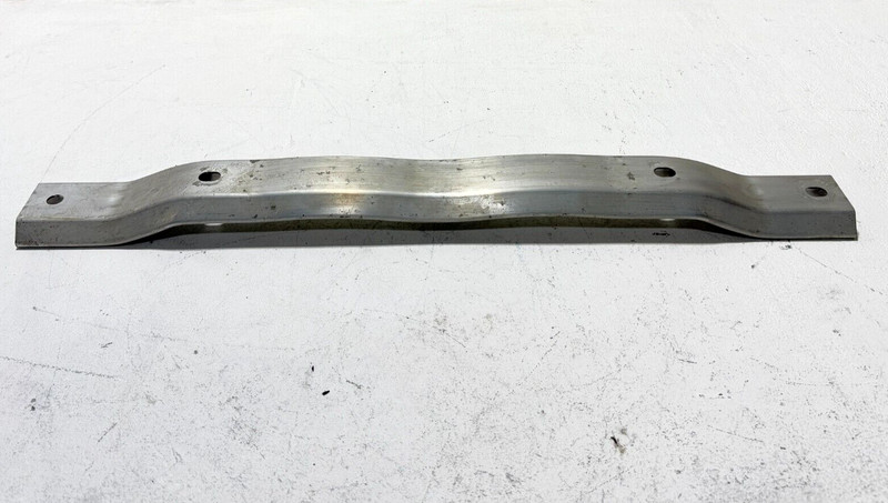 2014-2017 Mercedes-Benz S 550 Floor Center Reinforcement Brace Bracket OEM