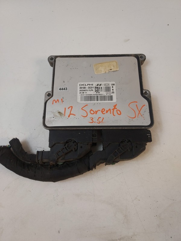 2011-13 Sorento SX ECU Engine Control Module 39108-3C011 OEM w/ Pigtail Harness