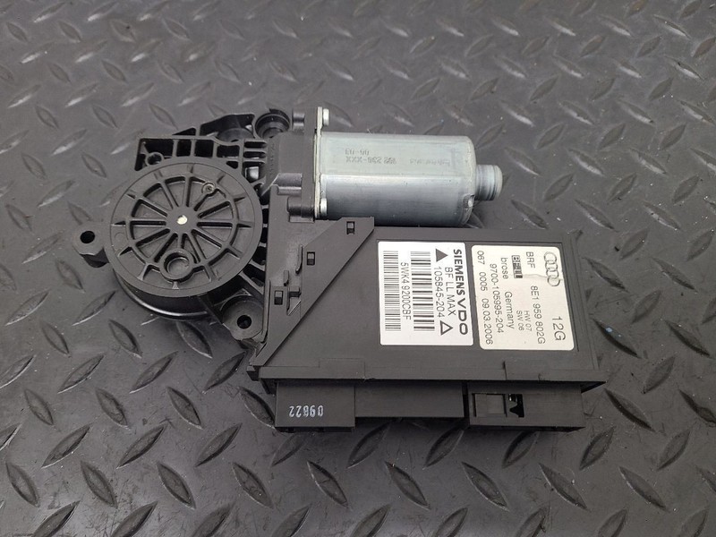 02-08 Audi A4 Front Right Passenger Power Window Motor OEM 8E1959802E