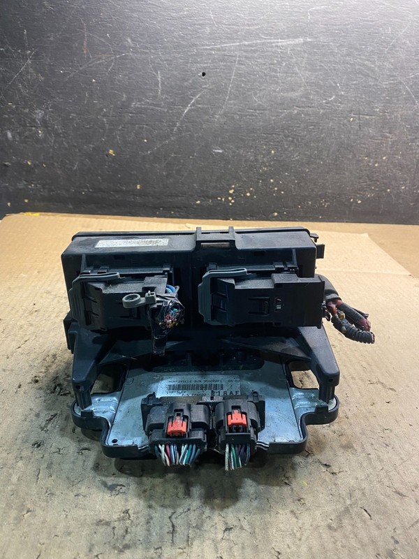 2009 2010 Jeep Commander Grand Cherokee Tipm Fuse Box Relay Panel Oem Z5075 DG